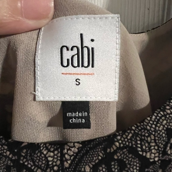 CAbi Style #3278 Monaco Cami Tunic Medium Black Beige Lace Print NWOT Size Small - Picture 5 of 8
